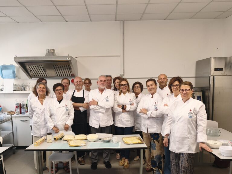Foto gruppo corso cucina I Sapori che Fanno Bene
